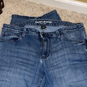 Curvy skinny jeans